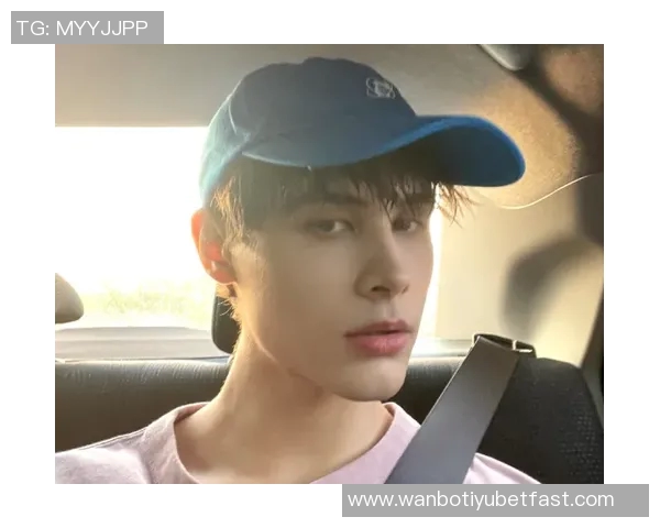 文班寄语哈珀希望他安好赞其表现令人难以置信的优秀